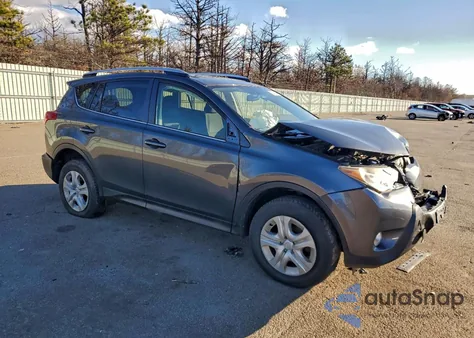 2013 Toyota Rav4 Xle z USA, uszkodzony, nr VIN JTMRFREV4DD045102